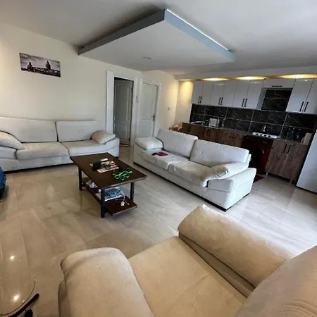 Birds Apartmanhotel Kusadası