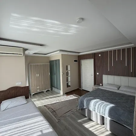 Apart Otel Birds Kuşadası