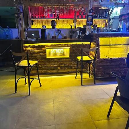 Appart hôtel Birds 3*