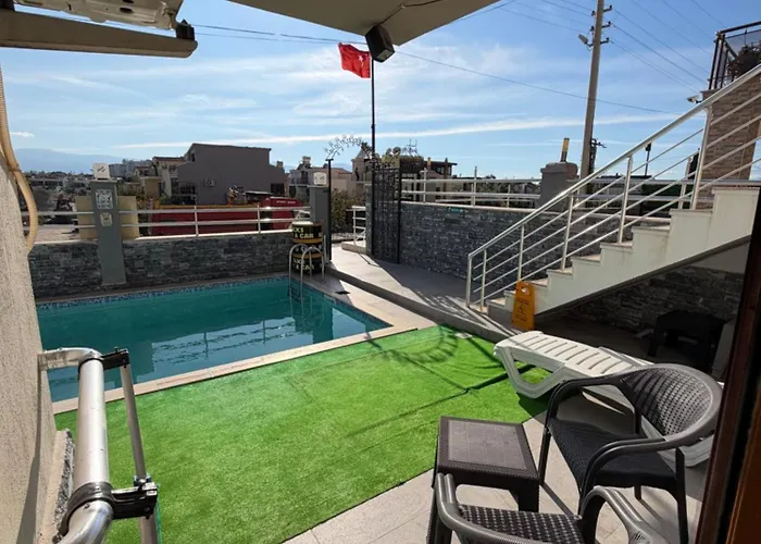 Birds מלון דירות