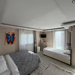 Birds Aparthotel Kusadası